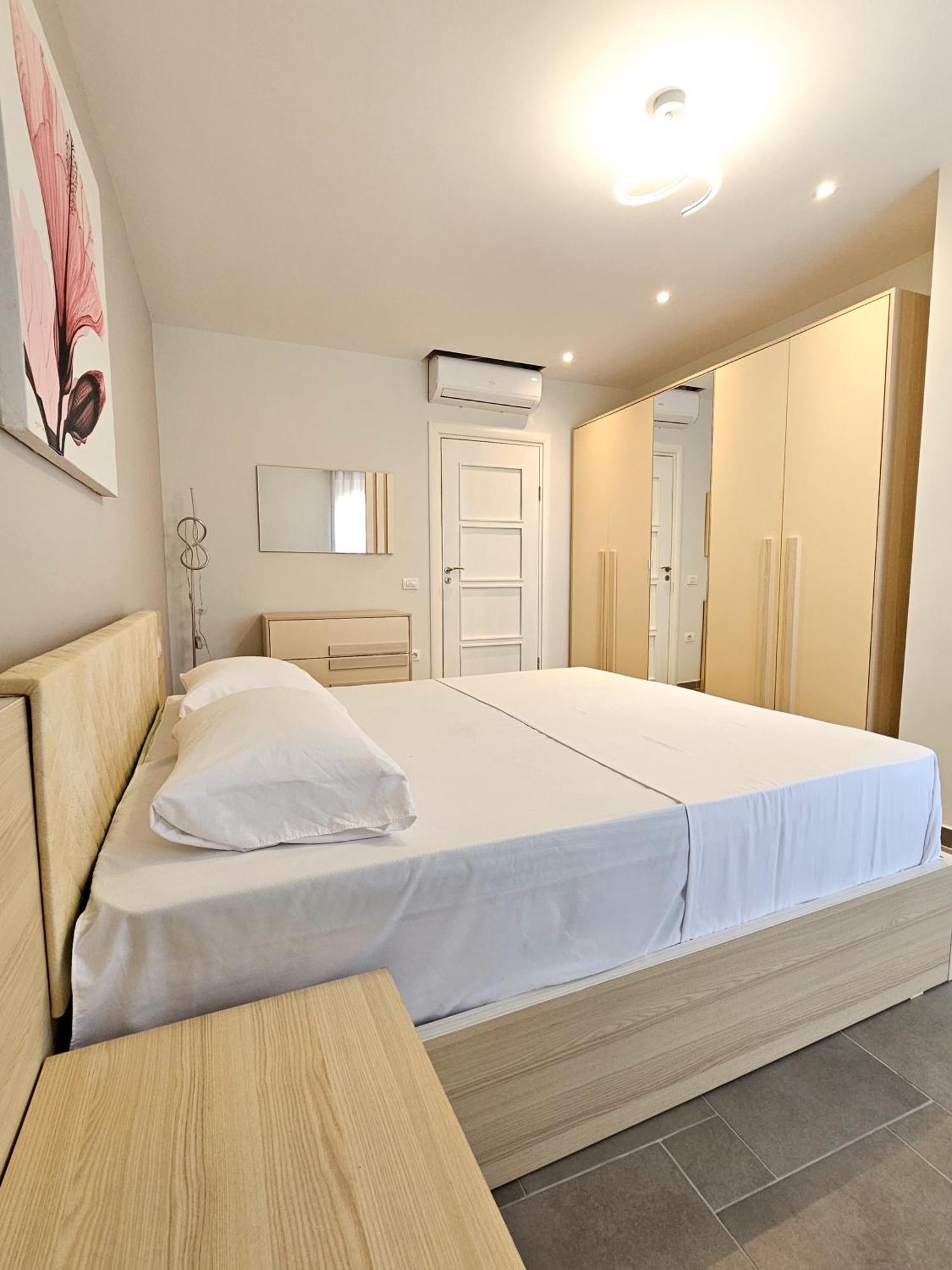 Sea View Apartments Durrës Eksteriør bilde