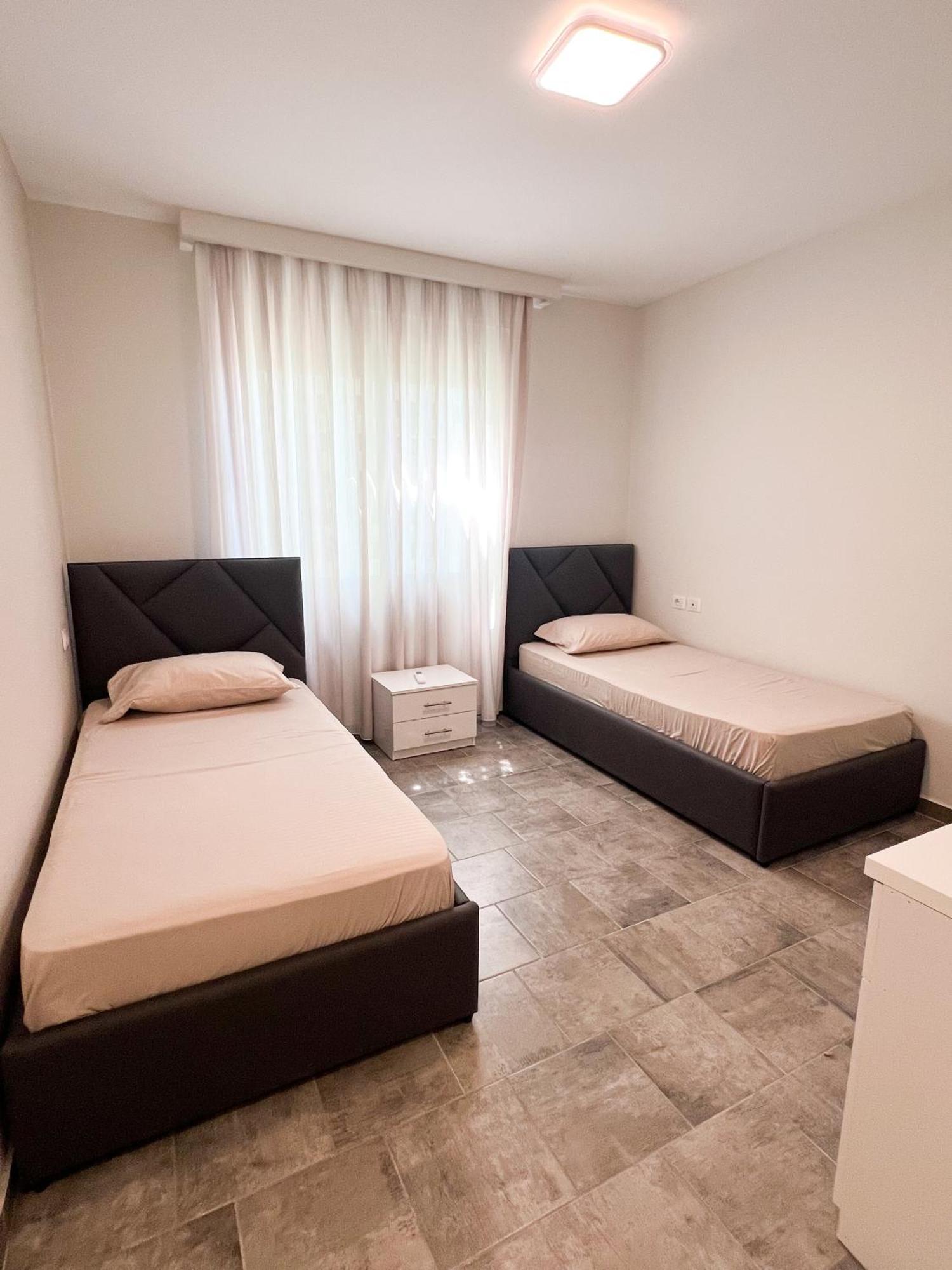 Sea View Apartments Durrës Eksteriør bilde