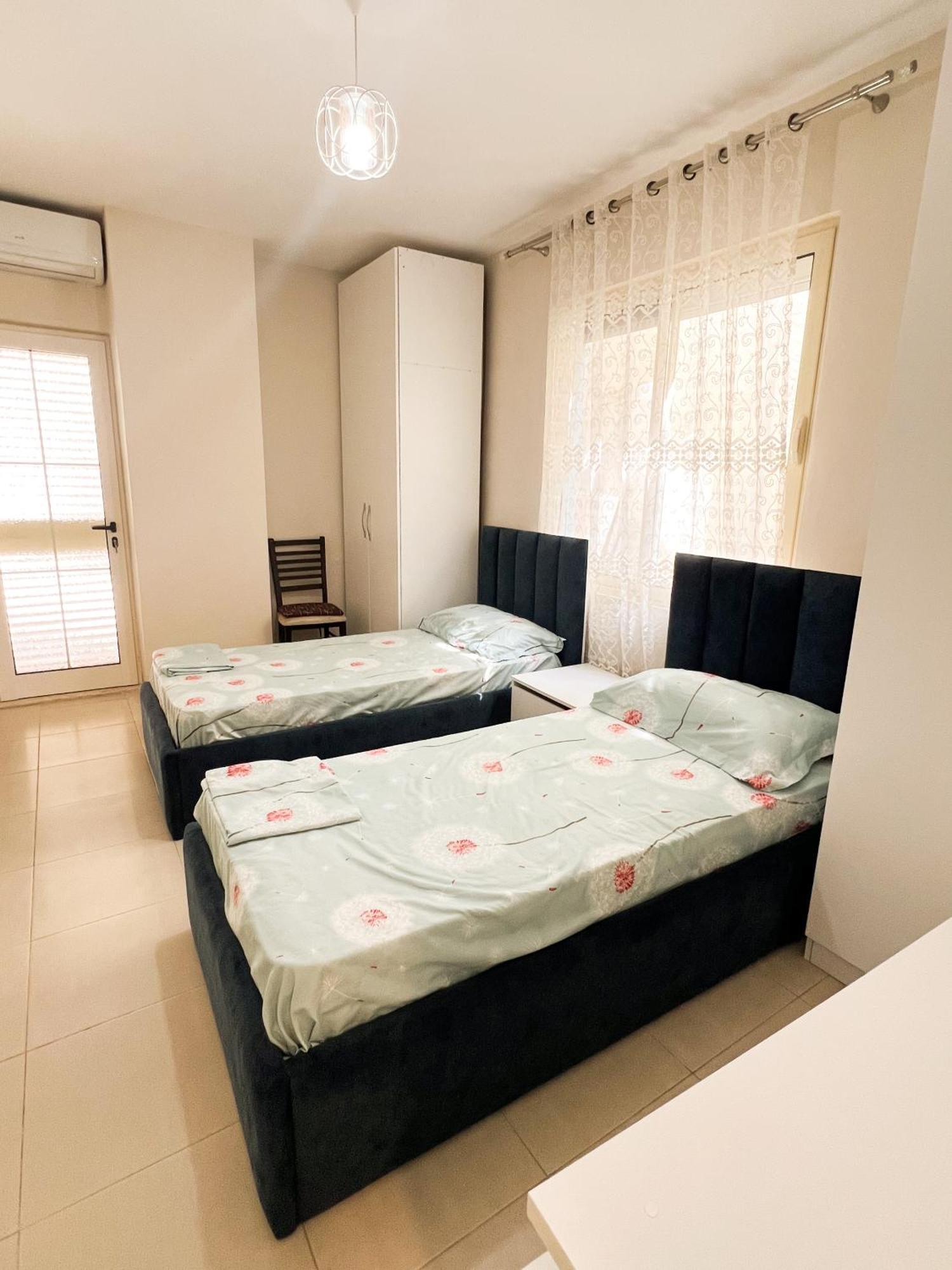 Sea View Apartments Durrës Eksteriør bilde