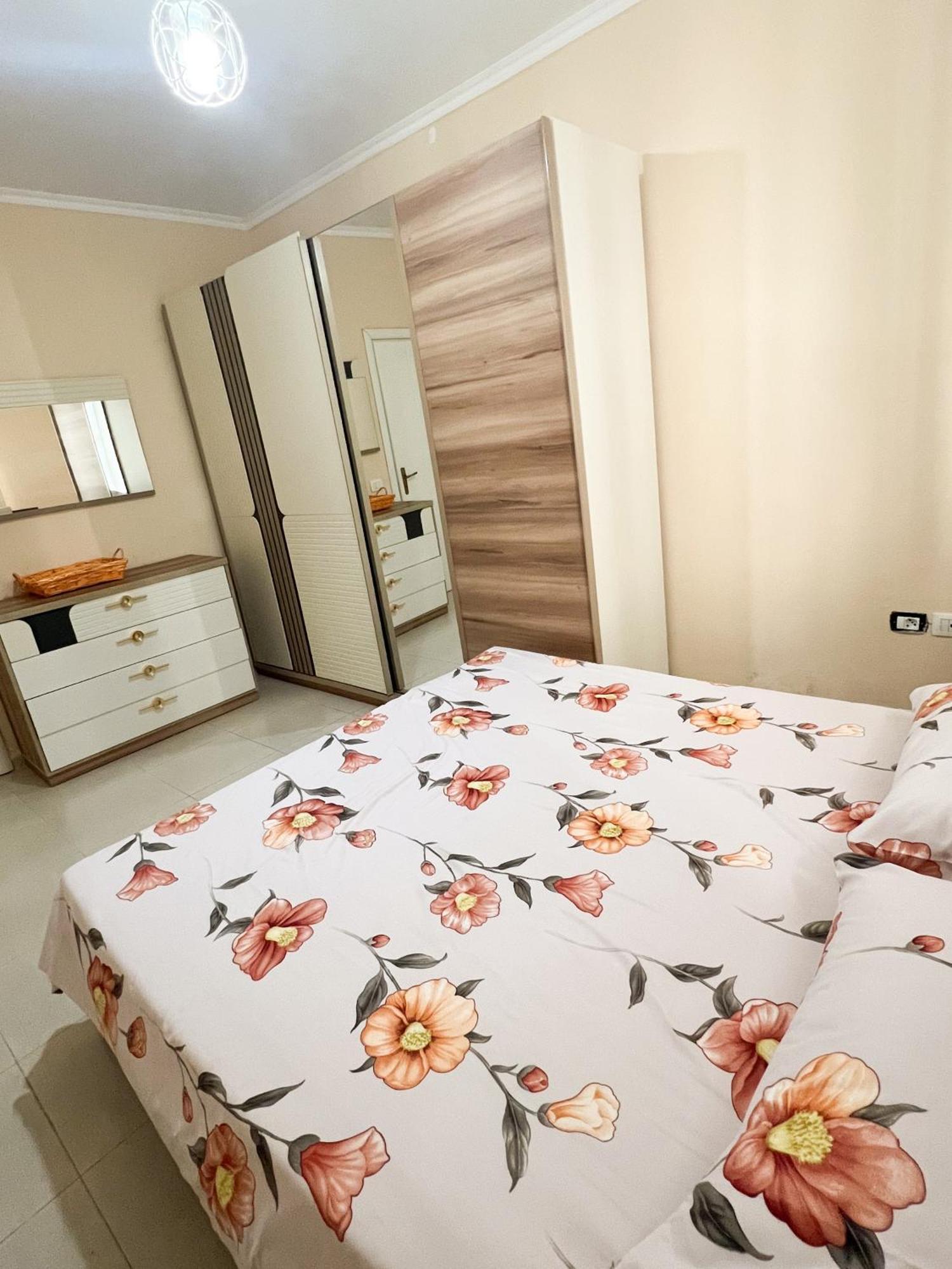 Sea View Apartments Durrës Eksteriør bilde